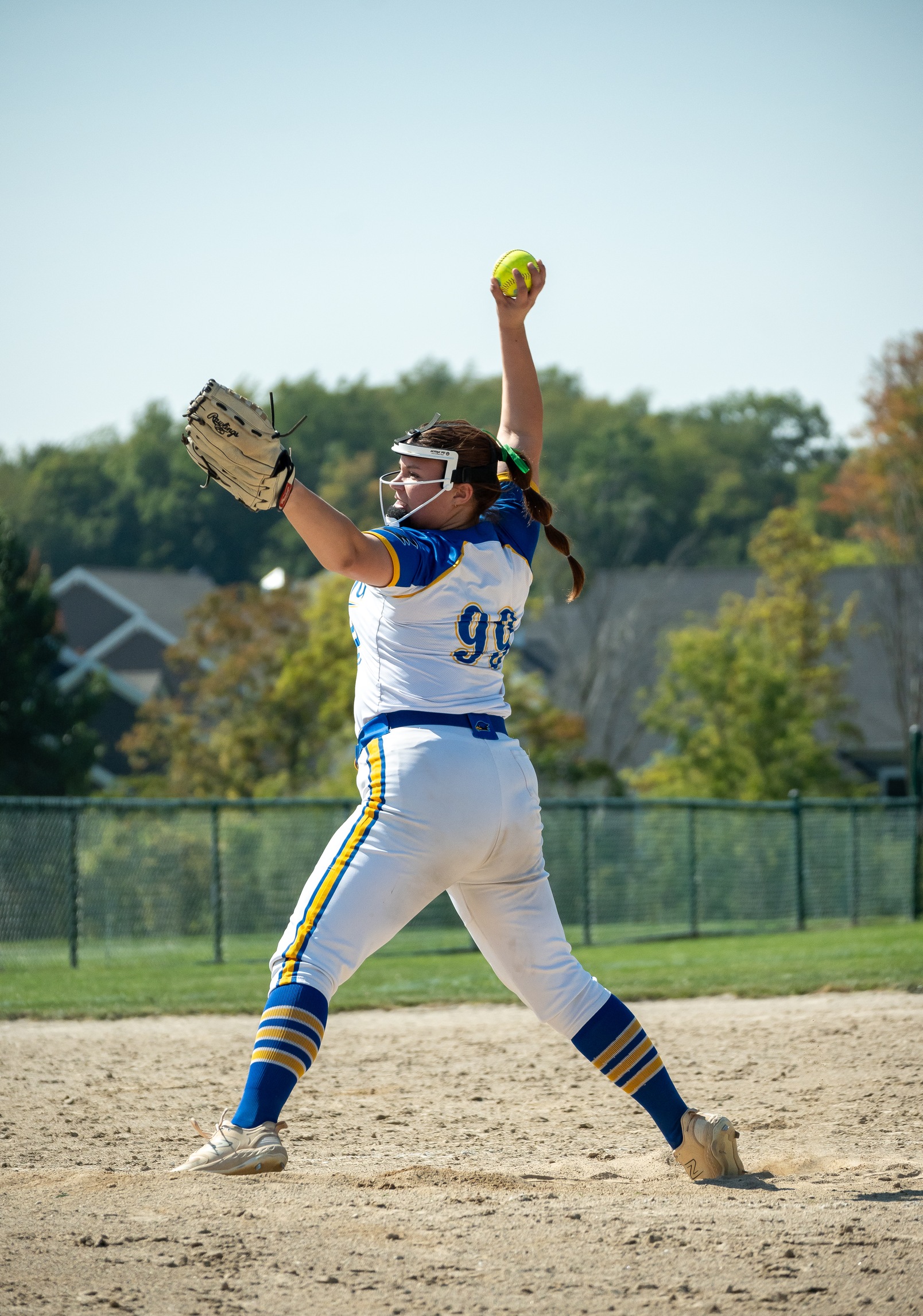 Hawks SB push win streak to six